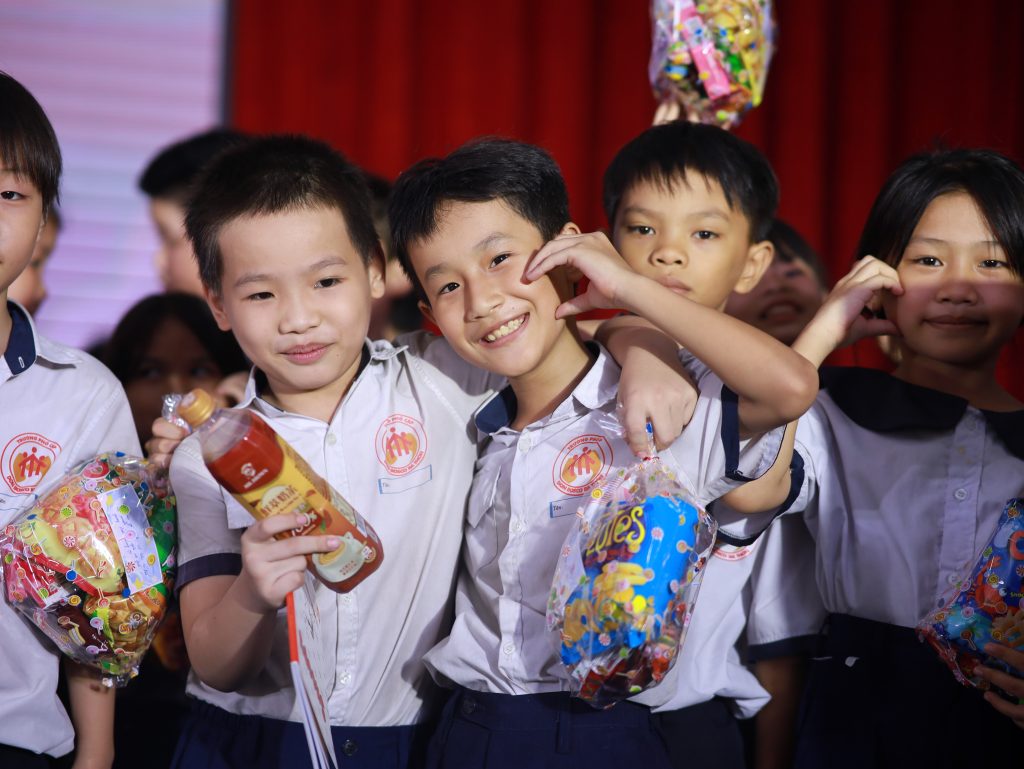 Chương trình nghệ thuật “MEracle - Phép màu” dành cho trẻ em có hoàn cảnh khó khăn Chương trình nghệ thuật “MEracle - Phép màu” dành cho trẻ em có hoàn cảnh khó khăn - Tạp chí Kinh tế Thế giới